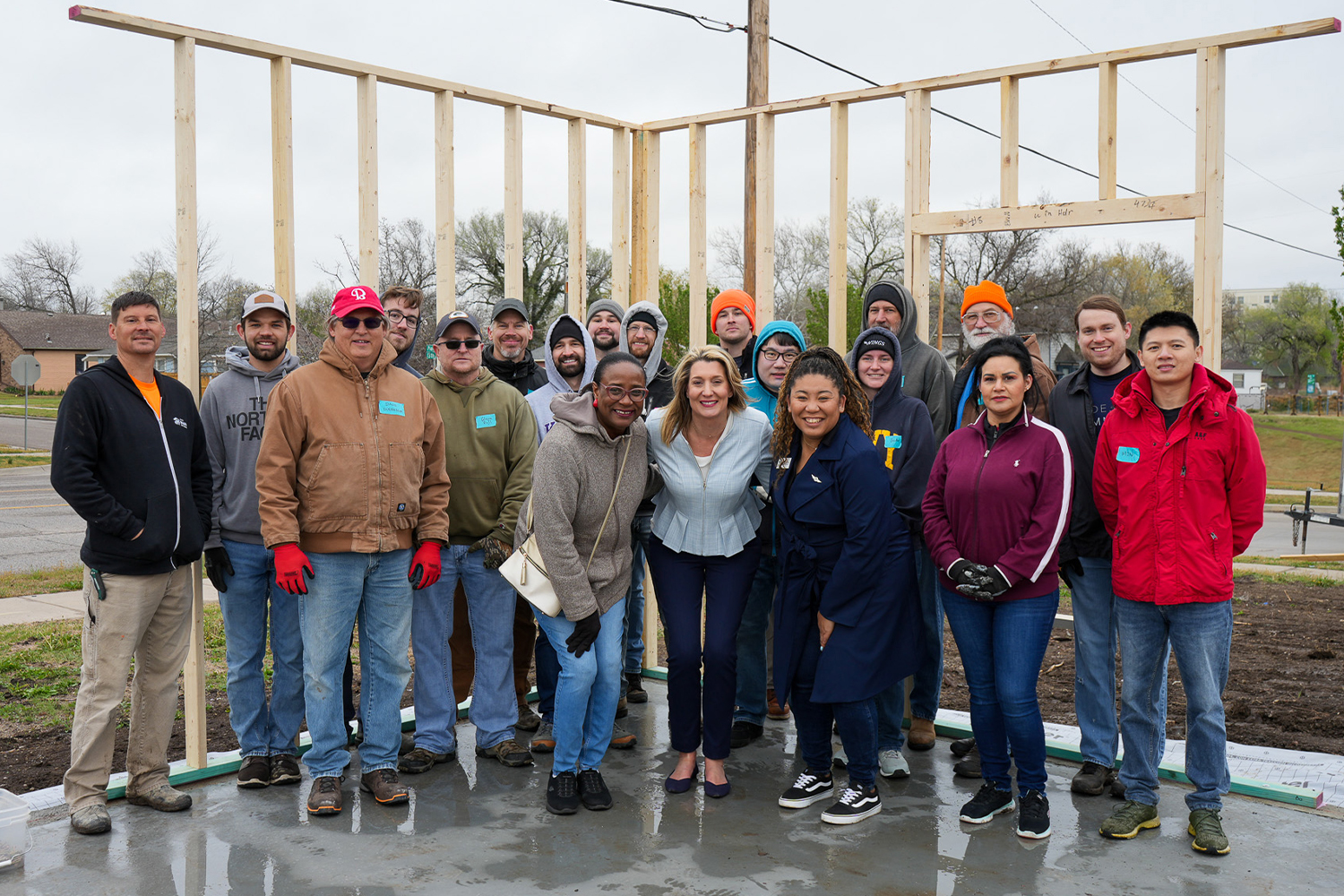 Featured image for “Wichita Habitat holds wall raising celebration for Air Capital Build with local aviation partners”