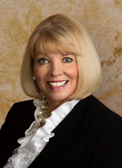 Angie George's headshot.