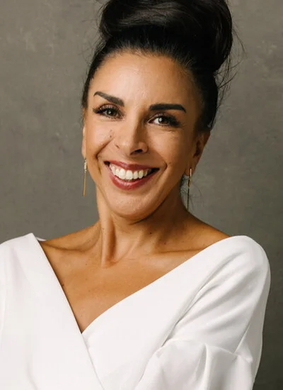 Dawn Tucker's headshot.